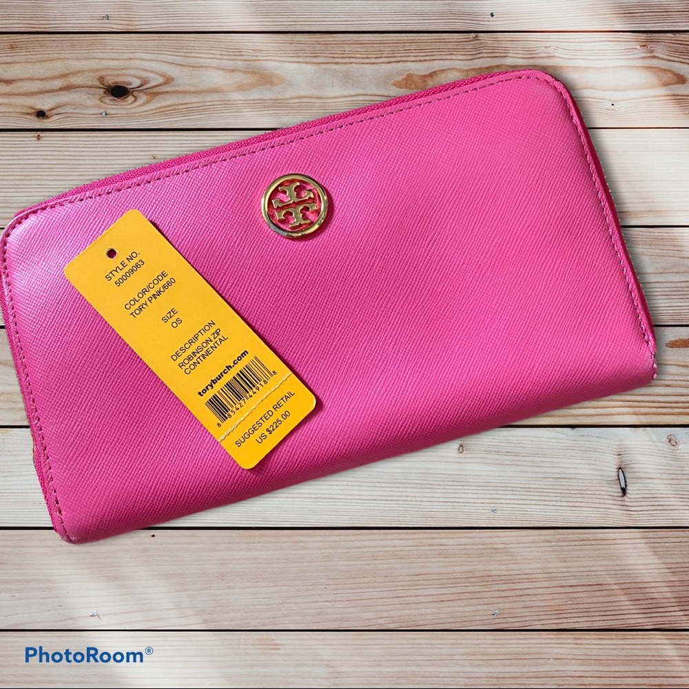 Tory Burch wallet- Robinson zip continental